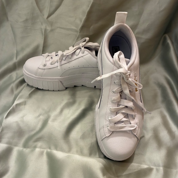 Puma Women's Mayze Mis Platform White Lace Up Sneakers Size 6.5 Worn Once VGUC+ - Picture 2 of 15